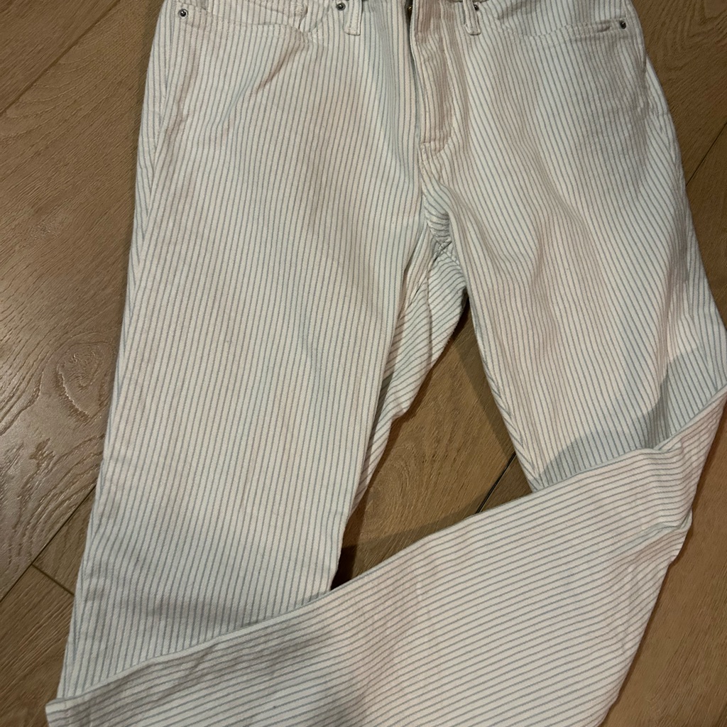 Levi's White And Gray Striped Skinny Pants